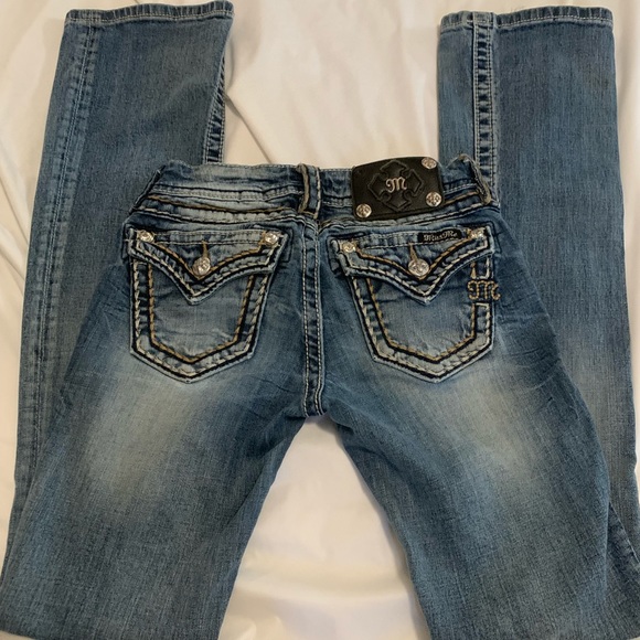 Miss Me Jeans - Picture 1 of 3